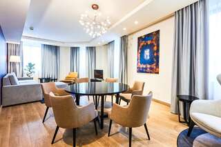 Отель Radisson Blu Hotel, Kyiv City Centre Киев Люкс-1