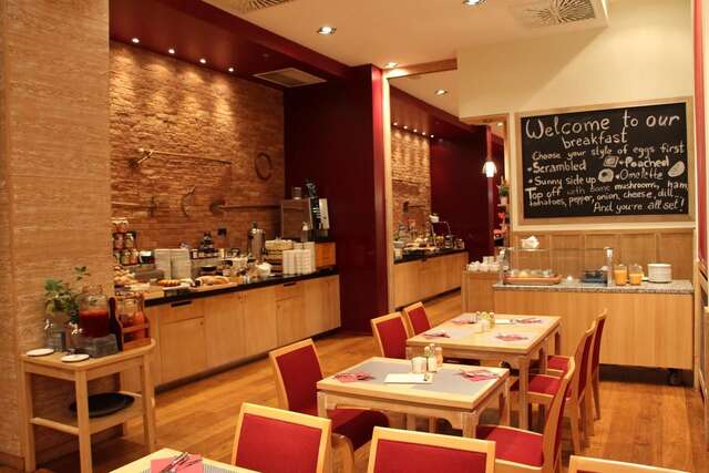 Отель Radisson Blu Hotel, Kyiv City Centre Киев-40
